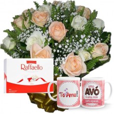 BCC01-Buquê 12 Rosas Brancas e Chá+Rafaello 9un+1Caneca "Vó Mãe com açucar"